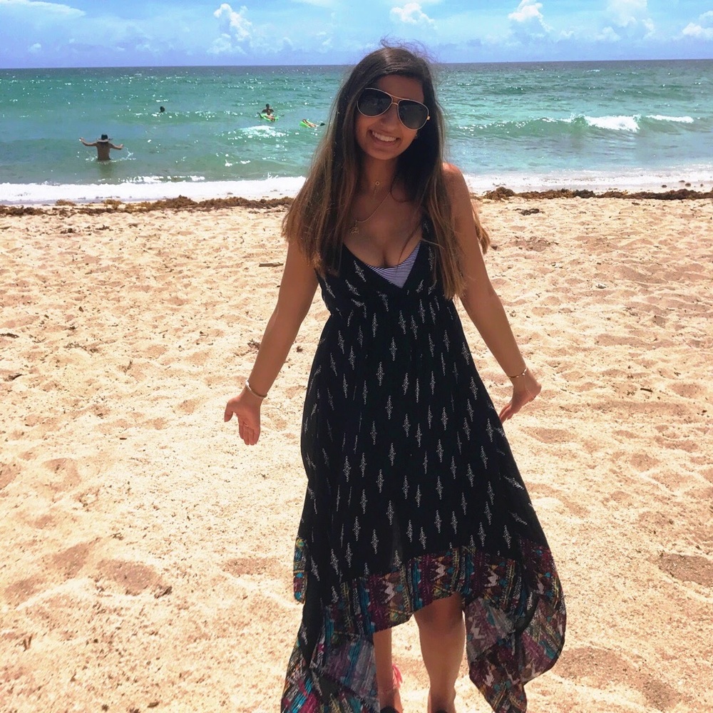 SUPER CUTE ASYMMETRICAL DRESS